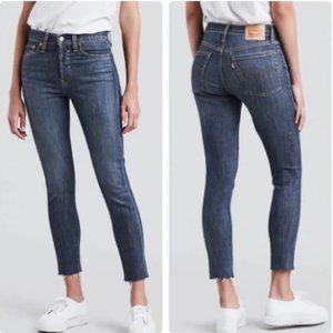 Levi's Wedgie Skinny Size 25